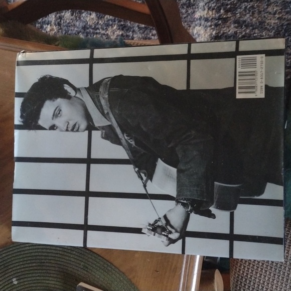 Elvis The King Lives oversized Hardcover Book - Picture 2 of 2
